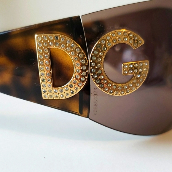 Sunglasses 🕶 by Dolce & Gabbana - Picture 7 of 8